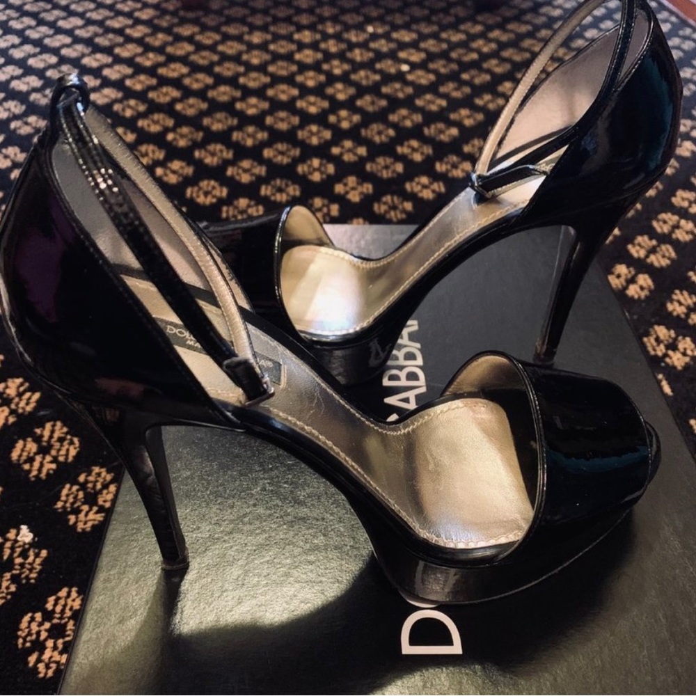 Dolce and Gabbana patent leather platform sandal